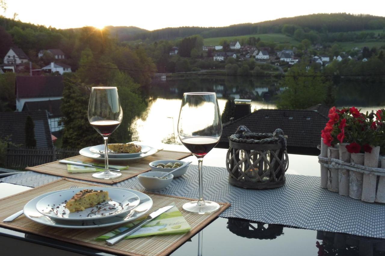 Exklusive Ferienwohnung 'Agger-Blick' Mit Grosser Seeblick-Terrasse & Sauna Gummersbach Exteriör bild