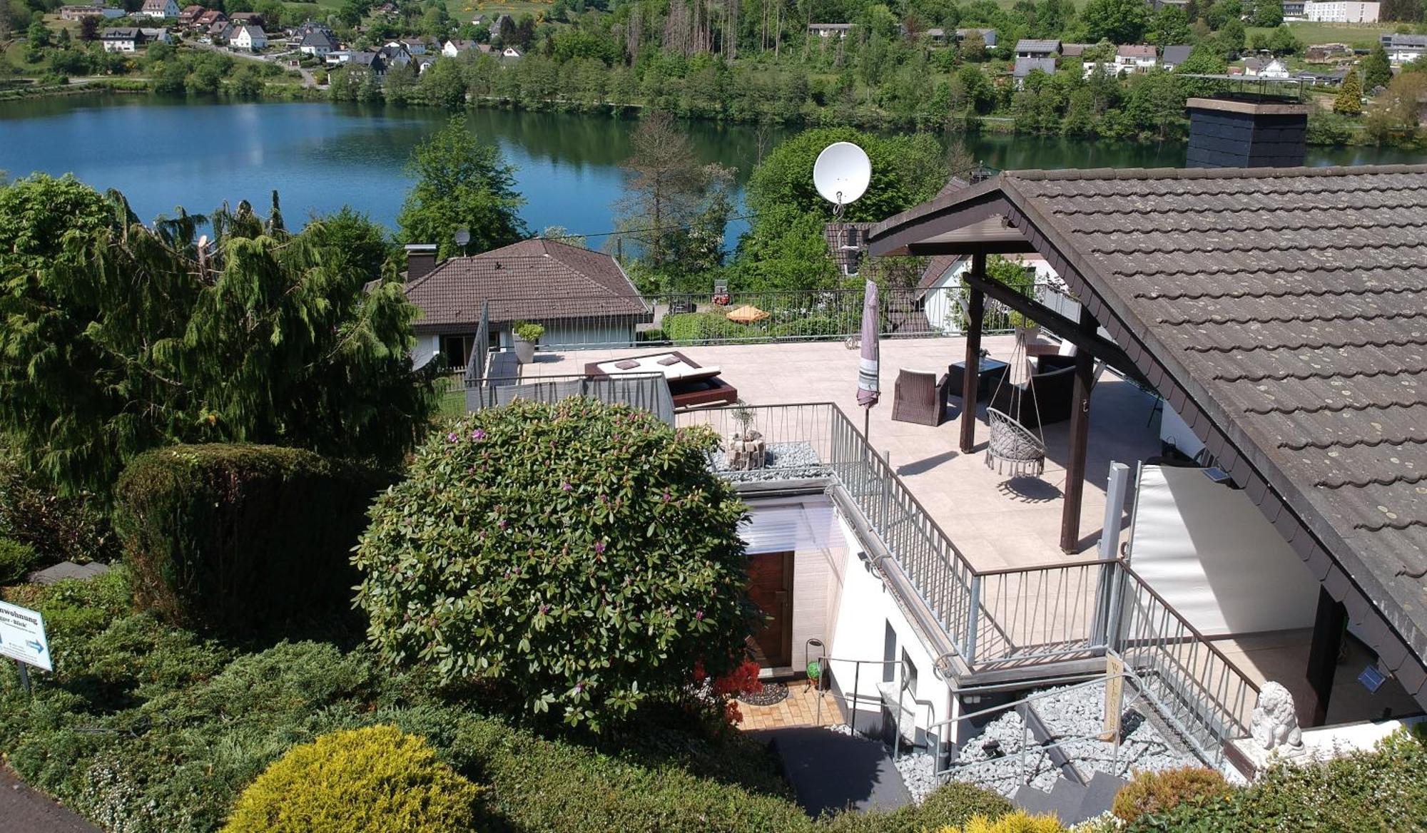 Exklusive Ferienwohnung 'Agger-Blick' Mit Grosser Seeblick-Terrasse & Sauna Gummersbach Exteriör bild